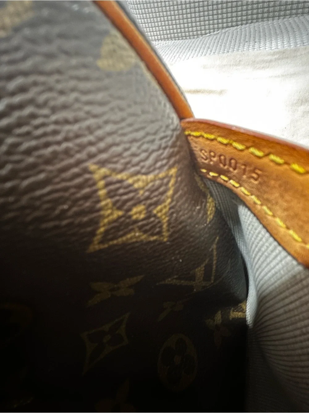 Authentic Louis Vuitton Monogram Canvas PM Reporter Bag